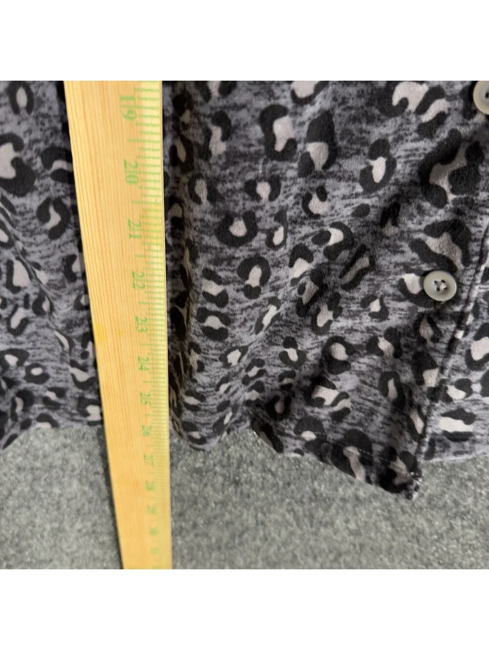 Sonoma Sleepshirt Women M Medium Gray Animal Print Button Up Collared Faux Fur